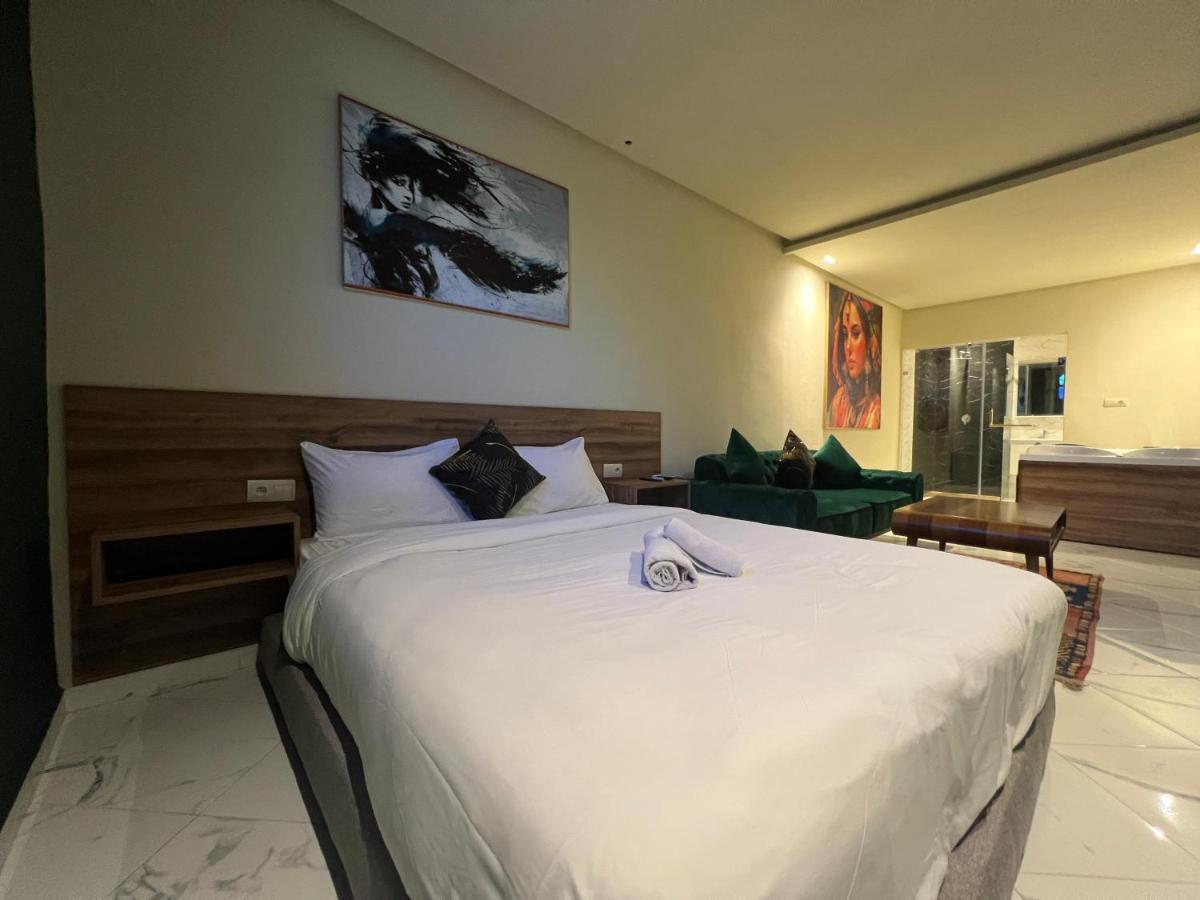 Playa Del Sol Surf House Hostel Tamraght ภายนอก รูปภาพ