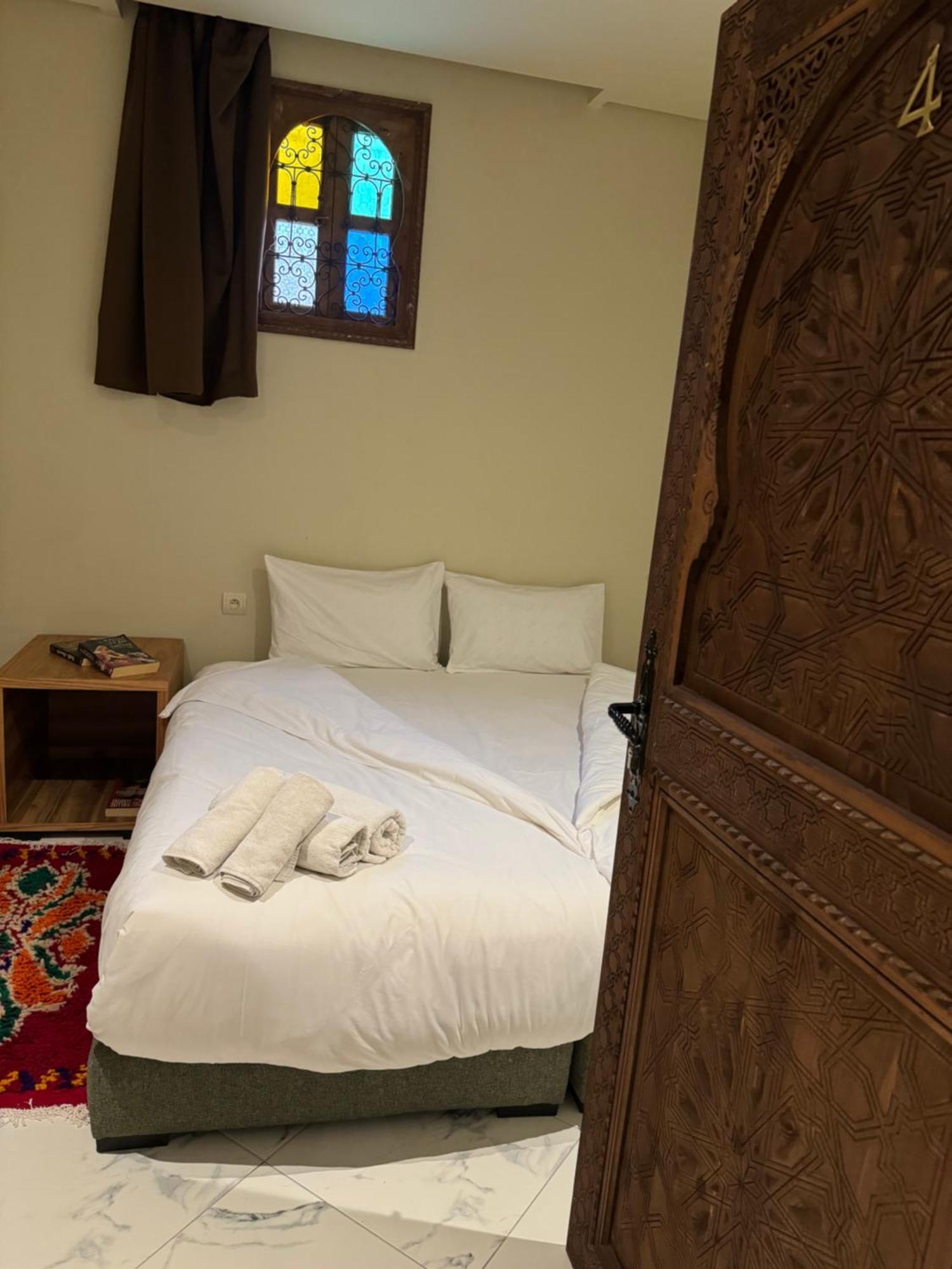 Playa Del Sol Surf House Hostel Tamraght ภายนอก รูปภาพ
