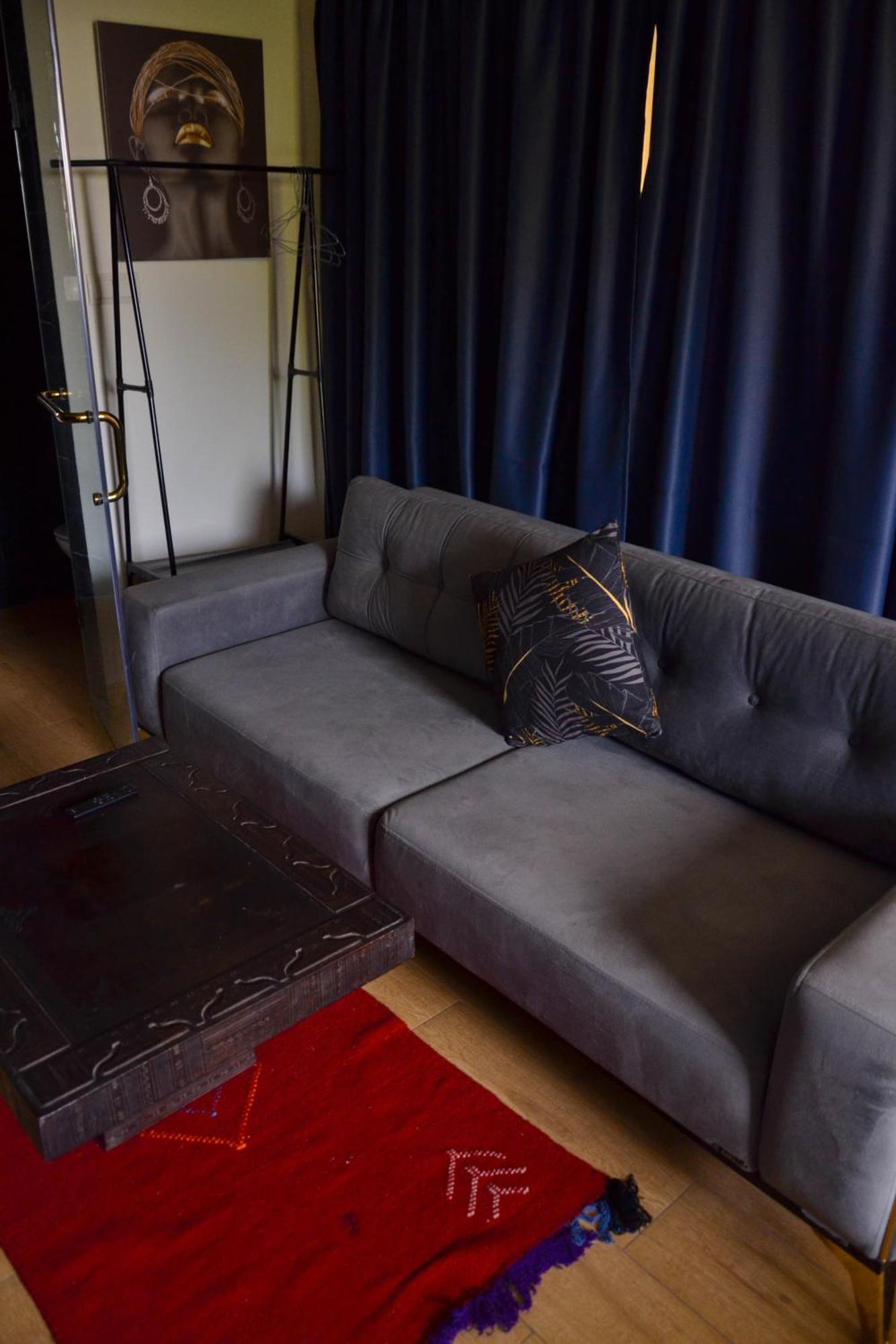 Playa Del Sol Surf House Hostel Tamraght ภายนอก รูปภาพ